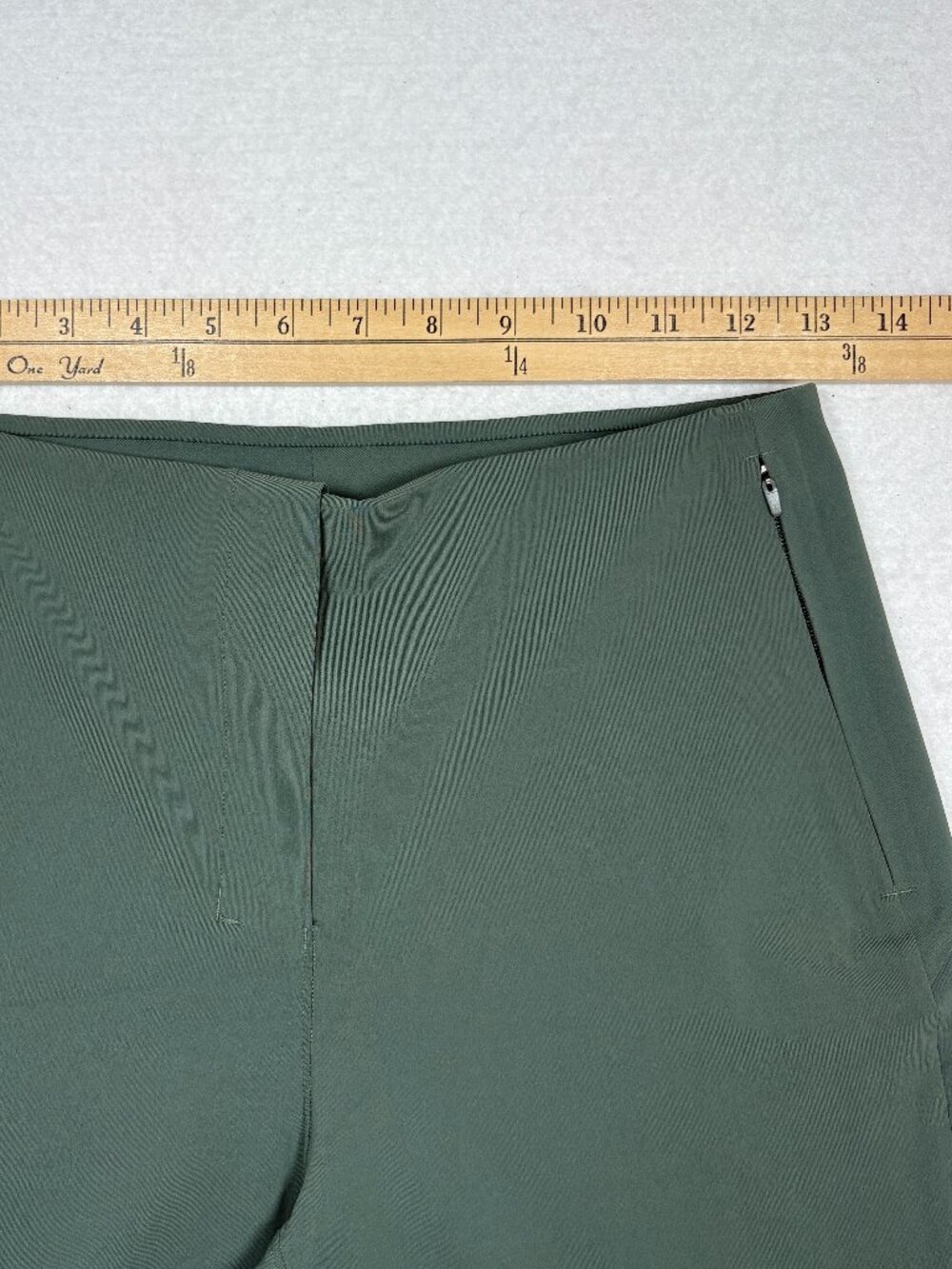 Lululemon Smooth Fit High Rise Olive Workleisure Gorpcore Lite Athletic Chic 6 - Picture 3 of 10